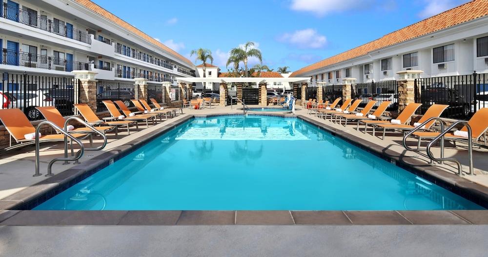 Tropicana Inn & Suites Anaheim Dış mekan fotoğraf